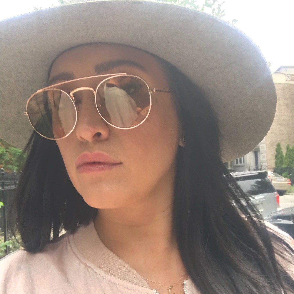 Meet your Posher, Celeste